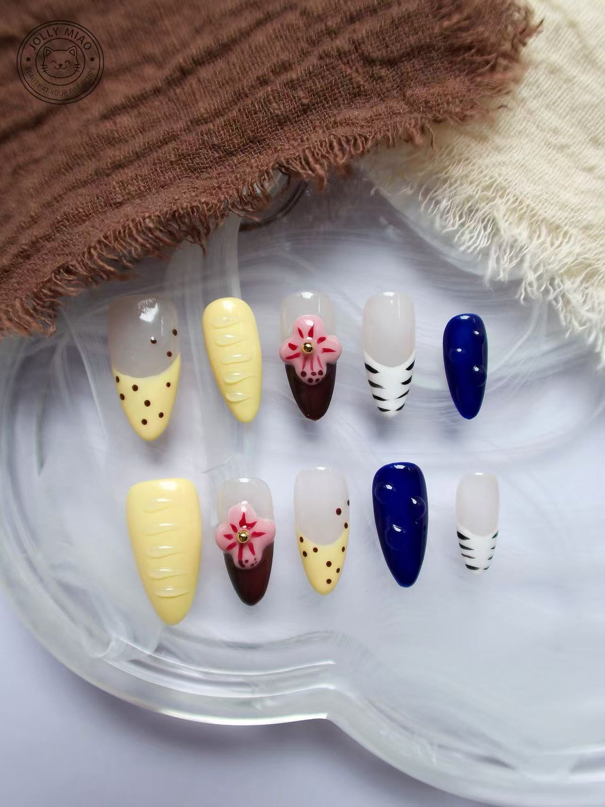 Golden Bloom | Luxury 3D Floral Press-On Nail Set