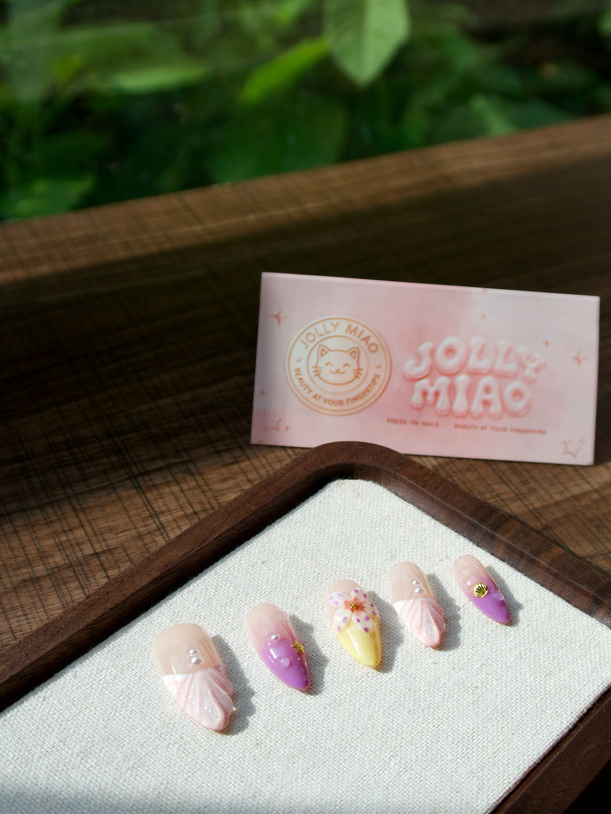 Island Bloom | 3D Floral Press-On Nails